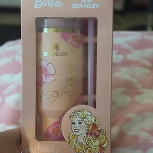 Stanley “Barbie Just Peachy” H2.0 Tumbler